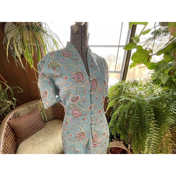 Vintage Korean Light Blue Silk Skirt Set w/ Floral Pattern - Picture 2 of 4